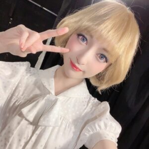 Sayaka Kanda Instagram - 「王家の紋章」本日無事に開幕いたしました。
ご観劇いただいたお客様、本当にありがとうございました。
これからご観劇のかたの気持ちも、今回は不安だから見送りますというかたの気持ちも、全て受け止めて頑張ります。
不安な情勢の中、応援してくださる皆様にお礼申し上げます！
#王家の紋章
#キャロル