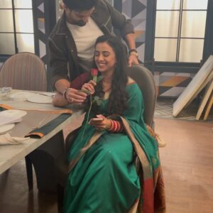 Sayali Salunkhe Instagram - Happy rose day 
#kuvan 
#baateinkuchankaheesi