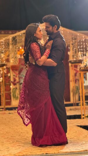 Sayali Salunkhe Instagram - Love is in the air ❤️ #kuvan 

#baateinkuchankaheesi