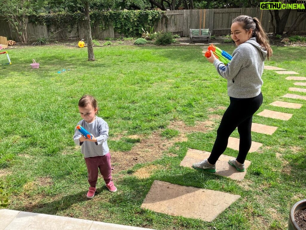 Scarlett Hefner Instagram - Easter Sunday is a family day this year. We’re enjoying the afternoon with bubbles, a little egg hunt for Betsy, and time spent together. Happy Bunny Day to you all🐰