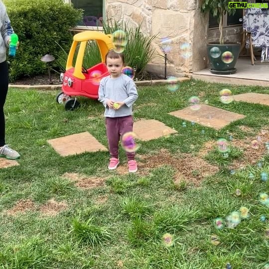 Scarlett Hefner Instagram - Easter Sunday is a family day this year. We’re enjoying the afternoon with bubbles, a little egg hunt for Betsy, and time spent together. Happy Bunny Day to you all🐰