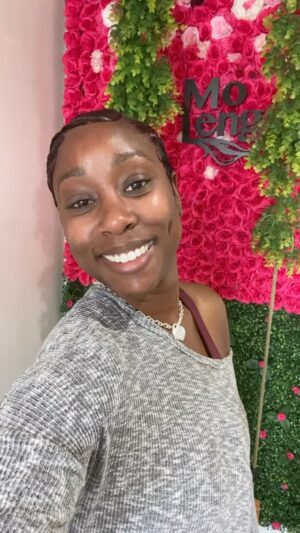 Scarlette Douglas Instagram - It was time for a new doo so I had to reach out to @helphair_ to hook me up! What do you think?! 

#newhair #newhairdontcare #newhairwhodis #newhairwhothis #lahairdresser #fingerwaves