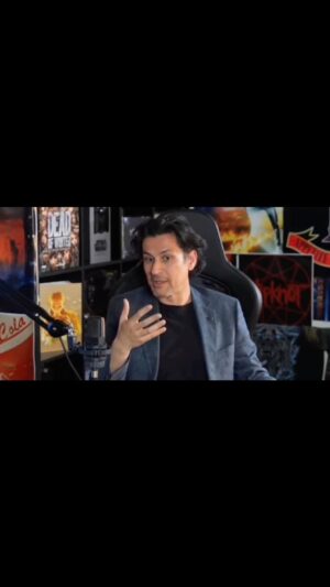 Sebastián De Caro Instagram - Cine vs tu casa #bastadesillonesypedos