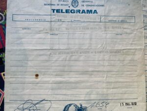 Sebastián De Caro Instagram - Objetos de Tita Merello (colección personal) recibo de joyas, tres telegramas de Bala y señora, Libertad Leblanc y Juan Carlos Calabro. Manuscritos de Tita y una carta para ella de Eva Franco. #titamerello