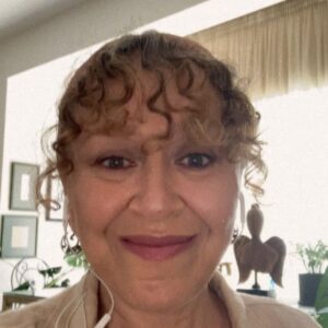 Şebnem Sönmez Instagram - Tünaydın 🤍
Videoları kaydırdıkça her şey açıklanmış olacak 💚

Sanatçının Yolu Online-Atölye
İlk buluşma:
12 Mayıs 2024 Pazar 

Kayıtlar devam 🩵

Bilgi/başvuru için mail yazınız🧡
netiyatrosu@gmail.com

Takip ediniz 💜
@sebnemsonmezilesanatcininyolu 

Her insan yaratıcıdır. Kendi inanmasa bile 🩷

#sanatçınınyolu #onlineatölye #sanat #atölye #yaratıcılık #expressiveart #dışavurumcusanat #expressivearttheraphy #dışavurumcusanatterapi #intermodalart #juliacameron #şebnemsönmez