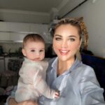 Seda Tosun Instagram – Maşallah kızıma 🧿👶🍼🩷🎀 👧 🍯💋