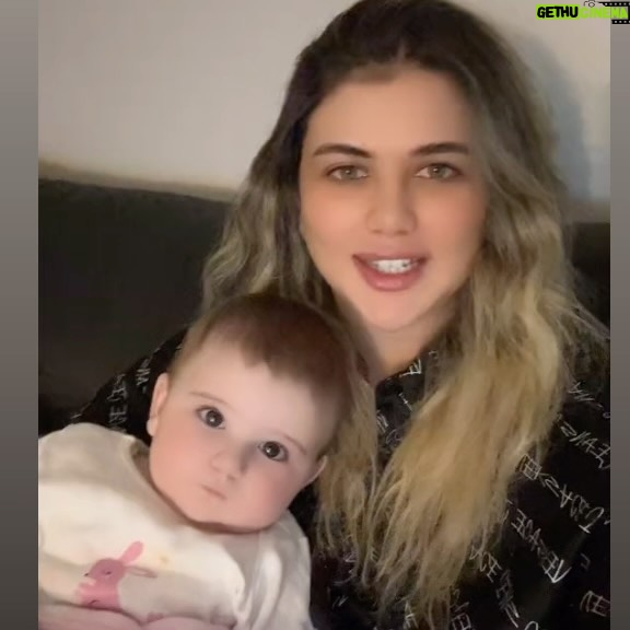 Seda Tosun Instagram - Kızımla rutin sohbetlerimiz 😅❤️🧿🎀👸👶