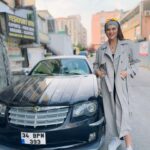Seda Tosun Instagram - Hayallerin sana koşmaz, sen hayallerine koşacaksın 🩶