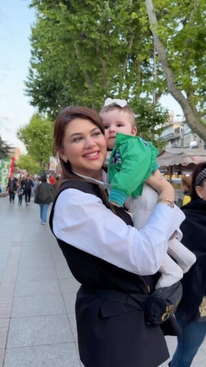 Seda Tosun Instagram - İlk anneler günüm 🎀👶🍼💕 maşallah🧿🧿🧿
