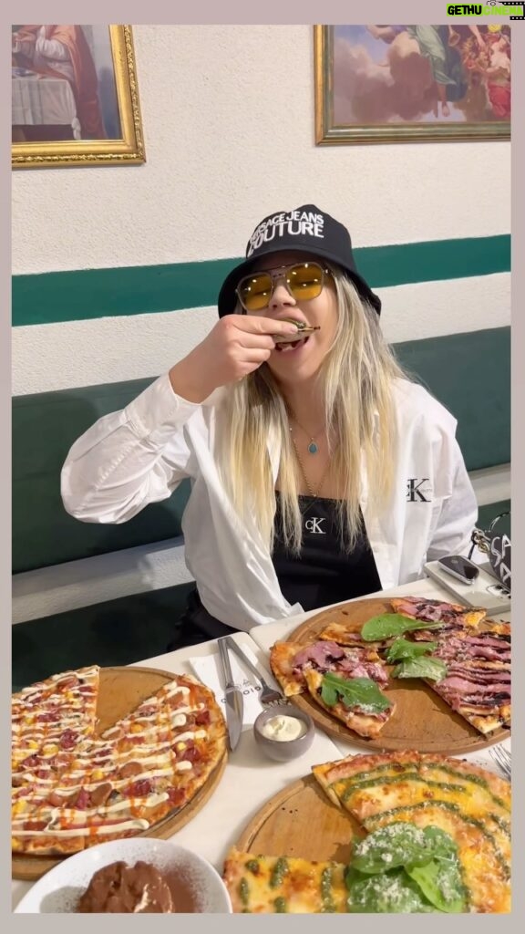 Seda Tosun Instagram - @delgiorno Delgiorno ! En iyi pizza 👍 🍕
