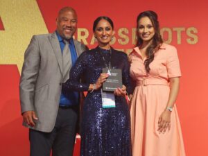 Seema Jaswal Instagram - An inspiring afternoon for all generations 💛

It was an absolute privilege to host the @england Football Grassroots Football Awards 2023. An event that shines a light on the incredible volunteers that help the game we all love so much grow at grassroots level and celebrating the impact it can have on so many aspects of society.

✔️12 inspiring award winners
✔️Legends past and present
✔️England Manager Gareth Southgate 
✔️Sir Geoff Hurst 🎤 Sweet Caroline 
✔️John Barnes taking us back to 1990
✔️Amazing live music with Rockaoke 
✔️Dramatics of the Community Shield
✔️Why can’t all Sundays be like this?!

It’s a great privilege to be involved in the grassroots of the nation’s sport knowing

#grassroots #grassrootsfootball #inspiring #communityshield #football #family