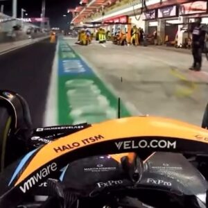 Seema Jaswal Instagram - A memorable moment for @mclaren 🙌🏽
Setting a NEW WORLD RECORD for the fastest ever @f1 pit-stop in @qatar is an incredible achievement! 

Congrats to the team & @zbrownceo 👏🏽

Swipe left 😅 I’ve actually tried my hand at this, not as easy as it looks. Don’t think I’ll be offered a career change anytime soon!

#mclaren #landonorris #formula1 #f1 #pitstop #motorsport #racing