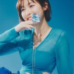 Sei Shiraishi Instagram - 🦋 フレッシュなブルーのタイネックレスを重ね着けして、自分だけのスタイルを表現。 みなさんはどの色が好みですか？☺︎ @BOUCHERON #BoucheronSpringColors #BoucheronQuatre