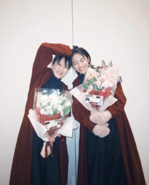 Seira Anzai Instagram - #新空港占拠 10話“最終回” 

“兎・浜松奏” に出逢えたこと
ものすごく繊細な彼女の想いを背負えたこと

ここまで素敵な現場を作り上げてくださっさスタッフの皆さん
そして毎週楽しみにしていてくださった皆様
全てに感謝しています。
⠀

皆さんの想いの詰まった最終回
是非最後まで見届けてください…♡