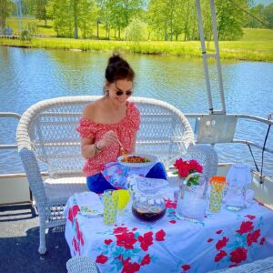 Sela Ward Instagram - Baby, don't rock the boat! Enjoying a little al fresco brunch on the pontoon today.