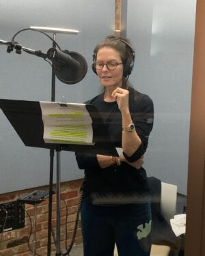 Sela Ward Instagram - All work AND play at @msartsorg. Their state of the art recording studio is so fabulous and makes for the perfect place to do voiceovers.