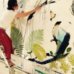 Sela Ward Instagram - Barefoot and fancy-free 🎨