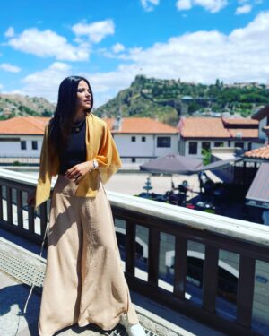 Selen Seyven Instagram - Burası ‘ANKARA’ caddeleri sadece ‘özgürlük’ kokar.