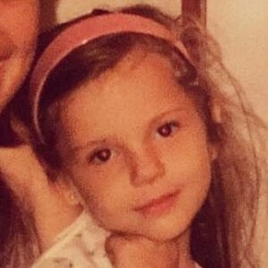Selen Soyder Instagram - Gecmis zaman bazen oyle guzel olur ki 🙃 🦄🍒🍭🎠🎡