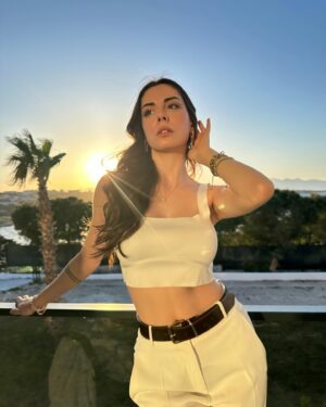 Selin Türkmen Instagram - sun may shine