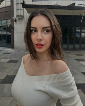 Selin Türkmen Instagram - mihri beni çekti ben mihriyi çektim dağildik @gizemynik