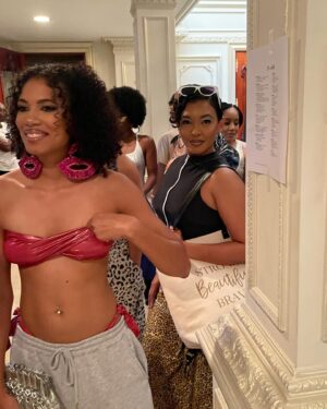 Selita Ebanks Instagram - Thank you @pamela_flygirl for entrusting me with the role of Creative Director for the @girlpowercayman & @missworldcayman annual fashion show fundraiser. It was a blast! Gratitude to all the amazing models, guests, and sponsors. #GirlPower #WomenEmpowerment #Caribbeanart Special thanks to @HULU @disney @freeform for featuring it on your platform. #Blessed #Grateful GRAND CAYMAN: Secrets in Paradise 🇰🇾🇰🇾🇰🇾🇰🇾🇰🇾🇰🇾🇰🇾🇰🇾 WATCH NOW!