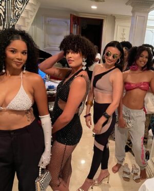 Selita Ebanks Instagram - Thank you @pamela_flygirl for entrusting me with the role of Creative Director for the @girlpowercayman & @missworldcayman annual fashion show fundraiser. It was a blast! Gratitude to all the amazing models, guests, and sponsors. #GirlPower #WomenEmpowerment #Caribbeanart Special thanks to @HULU @disney @freeform for featuring it on your platform. #Blessed #Grateful GRAND CAYMAN: Secrets in Paradise 🇰🇾🇰🇾🇰🇾🇰🇾🇰🇾🇰🇾🇰🇾🇰🇾 WATCH NOW!
