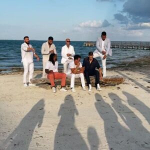 Selita Ebanks Instagram - GRAND CAYMAN: Secrets in Paradise 🌴 🇰🇾 BTS at our cast photo shoot. Watch on @freeform @hulu