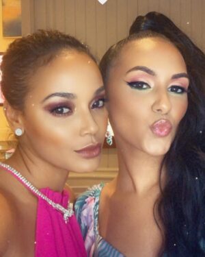 Selita Ebanks Instagram - Just two Caymanian queens glowing up for @bcfcayman (one of us is actually a queen 👑) @officialmissuniversecayman @mariah.tibbetts 💖🇰🇾