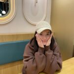 Sena Çakır Instagram - Uslu uslu yemeğimi bekliyorum🫠kaydırınca da yemeğim geliyor🤓