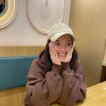 Sena Çakır Instagram - Uslu uslu yemeğimi bekliyorum🫠kaydırınca da yemeğim geliyor🤓