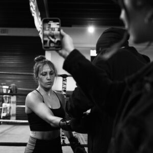 Seniesa Estrada Instagram - Less than a month away! 👑

#SeniesaValle March 29 @toprank