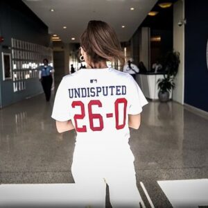 Seniesa Estrada Instagram - Was just a kid from the hood with a dream to throw out the first pitch one day. ⚾️

My mom worked 2 jobs when I was a kid, Dodgers stadium was her second job. She worked field level concession stand for 13 seasons. 

Dodgers stadium is home. Dodgers are part of my childhood. Proud to be born & raised in LA. 

Thank you @dodgers for this moment and thank you Los Angeles! 💙 @toprank 

📸 @janinegarcia