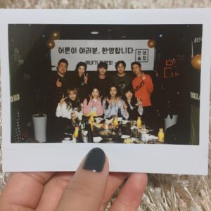 Seo Shin-ae Instagram - #인생술집

오늘 목요일 밤 11시 tvN에서
새내기 환영회가 마지막 방송합니다!