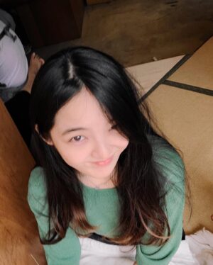 Seo Shin-ae Instagram - 발꾸락