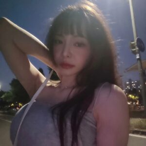 Seo Yu-ri Thumbnail - 2.2K Likes - Top Liked Instagram Posts and Photos