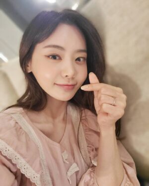 Seo Yu-ri Thumbnail - 1.7K Likes - Top Liked Instagram Posts and Photos