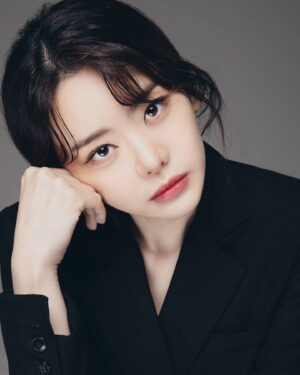 Seo Yu-ri Thumbnail - 2K Likes - Top Liked Instagram Posts and Photos