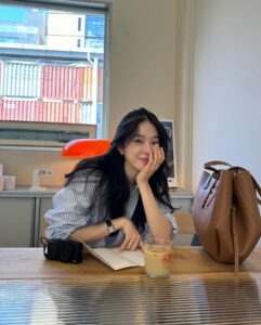Seo Eun-soo Instagram - 여름일기 🛼🩵🤎🫧