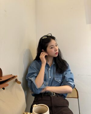 Seo Eun-soo Instagram - 행복한 생일주..🩵 축하해주신 모든 분들 다시 한번 감사합니다 💌🎂