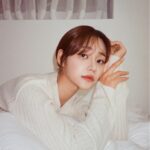 Seo Yu-na Instagram - _ 메리크리스마스🤍🎄🫧,