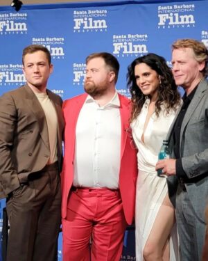 Sepideh Moafi Instagram - With @appletv #BlackBird fam @officialsbiff Thank you for the warm welcome & lovely panel @sbfilmgeek 🖤🦅

👗 @sarahslutsky 
💄 @danadelaney 
💁🏽‍♀️ @rena.calhoun 

👗: @elisabettafranchi
👠: @alexandrebirman
👛: @m2malletier
💎: @tiffanyandco