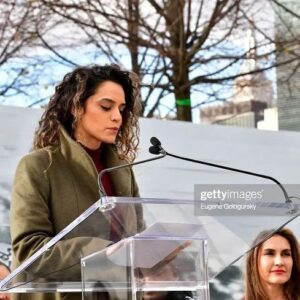 Sepideh Moafi Instagram - Art is revolution & revolution is art. Thank you @forfreedoms & @vitalvoices for this stunning art activation at @4freedomspark 👁️ #EYESONIRAN 👁️ 

Thank you @hillaryclinton @shirin__neshat @gissounia @nazaninafshinjammackay @zainabsalbi @sheidajanam @hankwillisthomas for your inspiring leadership & words, & @jonbatiste @mehrnam_rastegari for making us all cry with your magical interpretation of @shervinine Baraye.

Breathtaking artwork by @sheidajanam @shirin__neshat @hankwillisthomas @aphroditedesiree @shirintowfiq @icyandsot @sepidehmehrban @jr @sheida.s.o.l & #z

On view at Four Freedoms Park on Roosevelt Island through the end of the year ✨