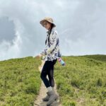 Serena Fang Instagram - 永遠去不膩的合歡北 藍天白雲清澈的陽光 感謝山神的照顧 每次都用大景招待我們 好多山都已經二三刷了 但朋友約我還是會興奮的答應 好奇問"爬ㄧ樣的山不無聊嗎？ " 不會呀 重點是跟誰去爬😊 #94183 #還是山上好 #原圖直出 #闖關兩次沒爬成西峰的我們