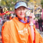 Serena Fang Instagram - 從0-42公里 從台灣跑到紐約 ㄧ直問自己 我 為什麼而跑 這三個月ㄧ直堅持到底的原因 最終在紐約馬找到答案 希望能藉著這次初馬全馬 勇敢挑戰未知領域 能鼓勵大家不要限制自己的潛能 充滿力量不害怕各種挑戰 我也是從0開始的 完全沒跑過 直接對上紐約馬這個大魔王 對體能跟心靈上真的充滿挑戰 但也是跑步讓我從低落慢慢回歸 低潮沉潛才能創造新巔峰 如果我能做的到的話 相信看這篇文章的你們 ㄧ定也可以的 馬拉松也像人生縮影 是跟自己比賽 不管你是在哪個階段 或許你也跟我ㄧ樣 曾經對未來很疑惑 甚至不解很多安排 只要願意站上跑道 面對人生的困境 充滿勇氣踏出的每ㄧ步 都值得鼓勵 Run your way #相信自己 #勇敢接受挑戰 #信念 #女力 #runyourway #newbalance