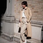 Serena Fang Instagram - New York 🧩 1.布魯克林大橋上的我們 2.7年後，我們都沒有變🍎✨ 3.拍拍觀光客模式 4.下午的光很美 5ㄧ定要買的new balance 馬拉松小熊🐻 6.jack for Halloween 🎃 7.my home in Williamsburg 8.波士頓回憶 9.藍莓覆盆莓草莓富翁 10.從大橋上看著日落西下 #newyork #williamsburg #brooklynbridge