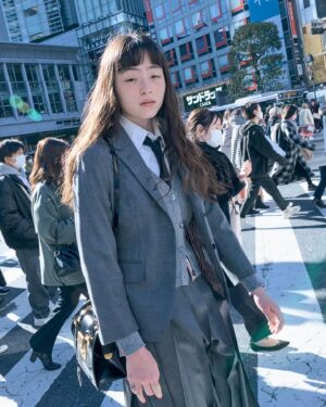 Serena Motola Instagram - thombrowne

Styling @shun_watanabe 
Photography @atsukiito_ 

#thombrownetokyo
#thombrowne
#トムブラウン東京 
#トムブラウン