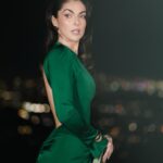 Serinda Swan Instagram – I still haven’t posted the after party… but here’s some more of this amazing dress
That’s what happens when you party on a Sunday and work on a Monday #oscars 

Photography by the incredible @aruti.ramela 
Dream Team
Hair @clarissanya 
Makeup @allison.giroday 
Dress @victoriabeckham 
Shoes @gucci
@albrightfashionlibraryla