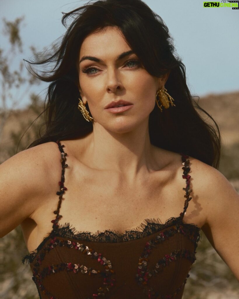 Serinda Swan Instagram - What a wicked thing… (When the team is so good that these are the outtakes from our shoot 🏜️) Photographer: Valerie Burke @burkephotography Stylist: Sofia Popkova @iamsofiapopkova @stylebysofiapopkova Make Up: Marlena Von Kazmier @marlenavonkazmier_mua Hair: Olya Romanenko @o.r.hair Styling Assist: Anastasia Buriak @aintsweetlikesuga & Oksana Masalyko @oxanamas Wearing Dress: Fashiondrug by Anahit @fashiondrug_by_anahit - @pr_solo Leggings: Kristina K @kristinakofficial -@pr_solo Heels: KAUD @kaudofficial - @tata_la Earrings: Tata-la.com @tata_la #fashionphotography #serindaswan