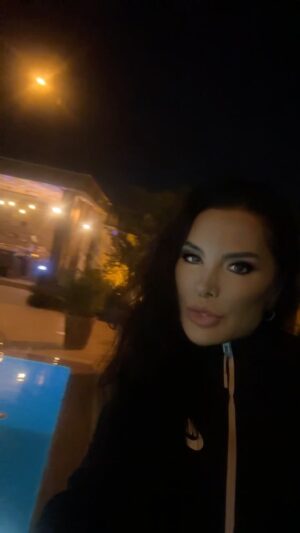 Serpil Çakmaklı Instagram - İyikilerim sizleri seviyorum #serpilçakmaklı #iyiakşamlar #i̇yi̇geceler #reels #istanbul🇹🇷 #eskişehir #izmir#mutlupazarlar #mutlusabahlar #mutluhaftasonlari#hayat #dostluk #arkadaşcandır